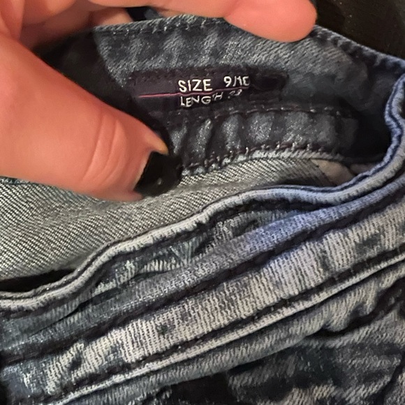 Vigoss Jeans - Picture 3 of 3